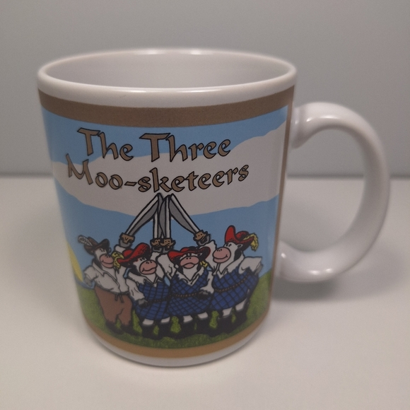 The Three Moo-sketeers - Picture 3 of 14